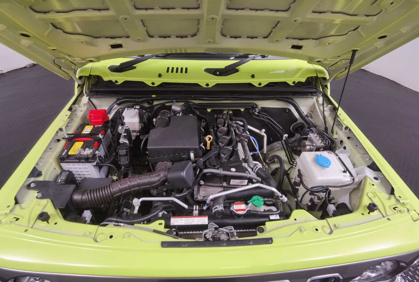 SUZUKI JIMNY 1.5 GLX A/T 5DR image 5