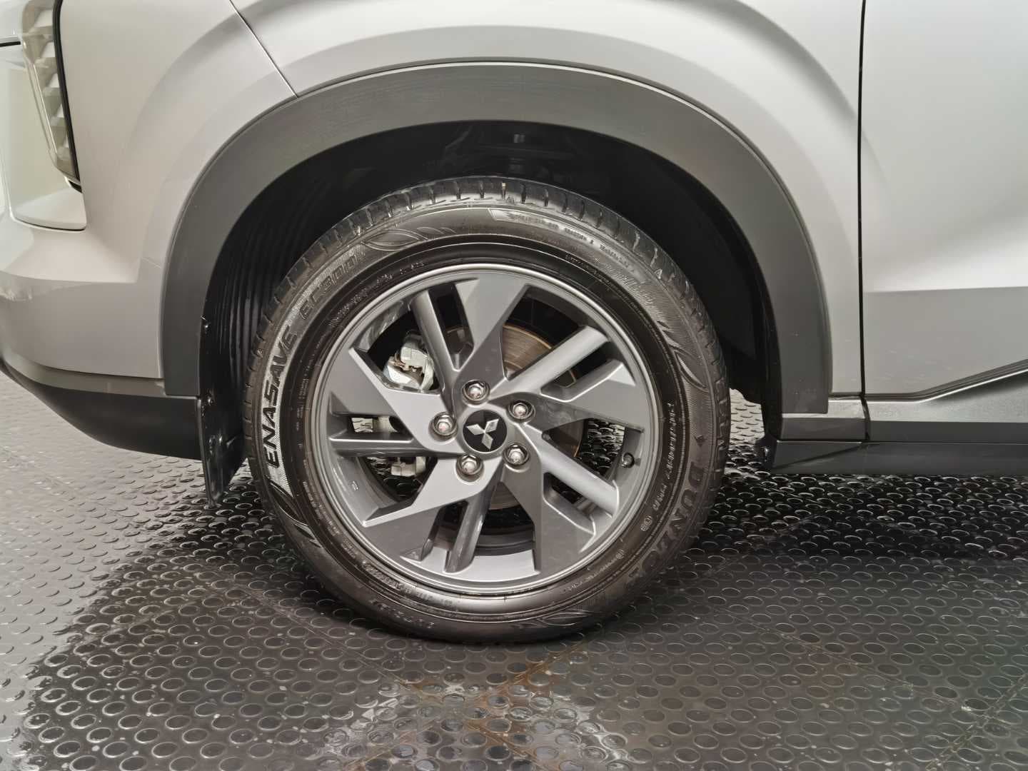 MITSUBISHI OUTLANDER SPORT 1.5 GL CVT image 13