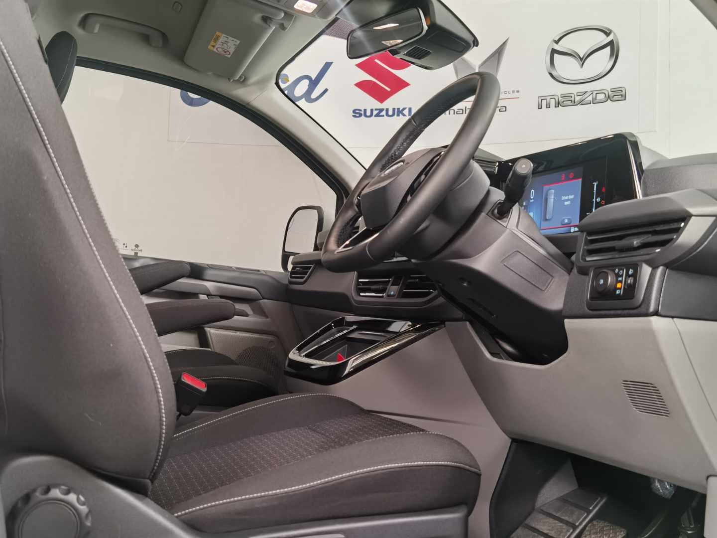 FORD TOURNEO CUSTOM 2.0TDCi TREND A/T (96KW) image 13