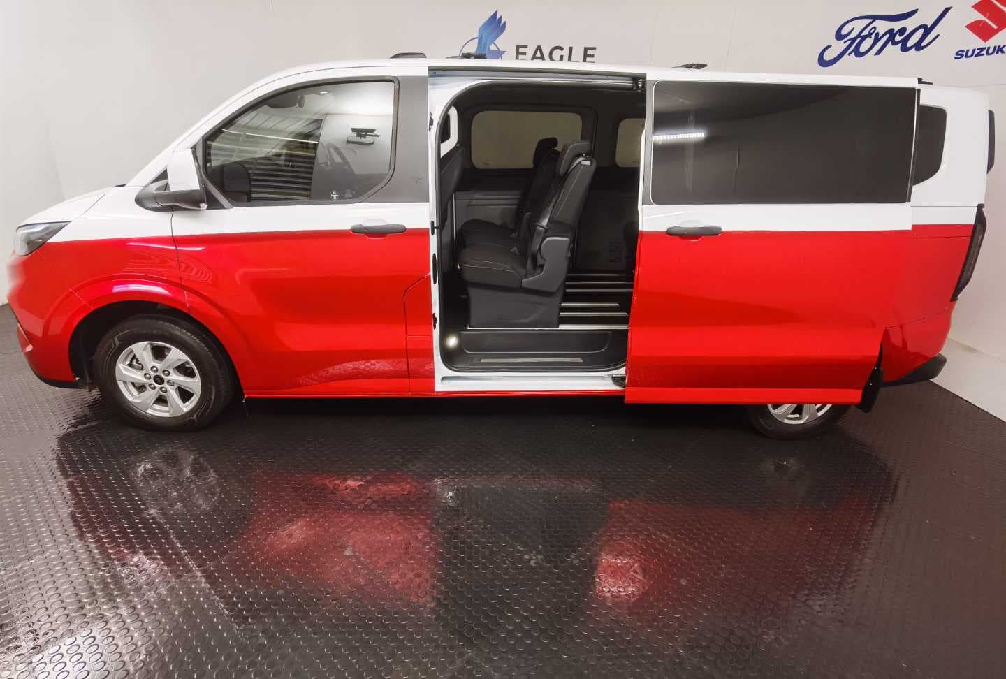 FORD TOURNEO CUSTOM 2.0TDCi TREND A/T (96KW) image 11