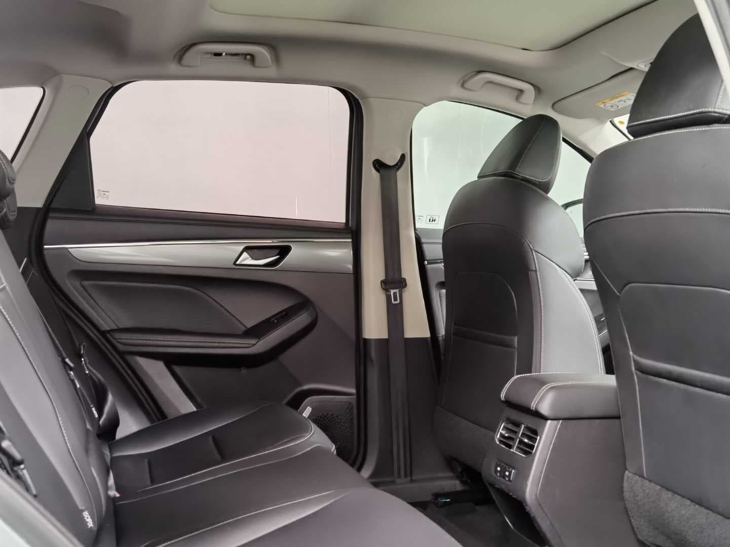 HAVAL JOLION 1.5T S SUPER LUXURY DCT image 16