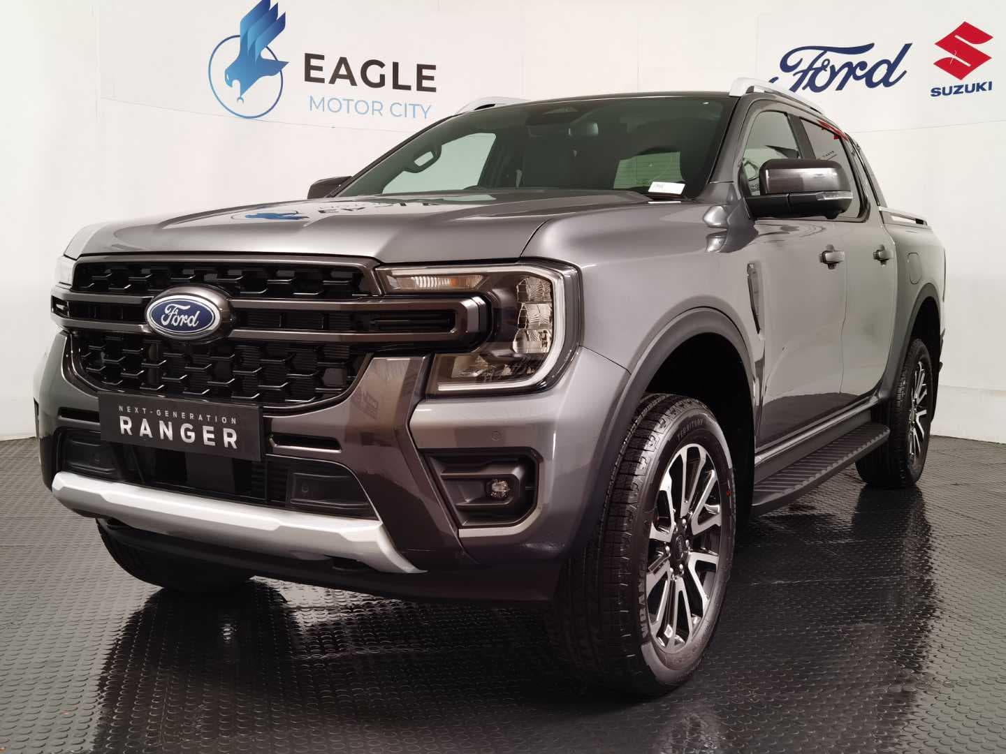 FORD RANGER 2.0D BI-TURBO WILDTRAK 4X4 A/T D/C P/U image 3