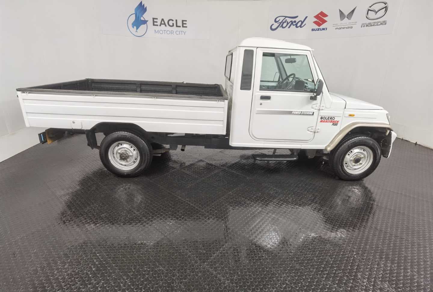 MAHINDRA BOLERO MAXI TRUCK 2.5 TD P/U S/C image 8