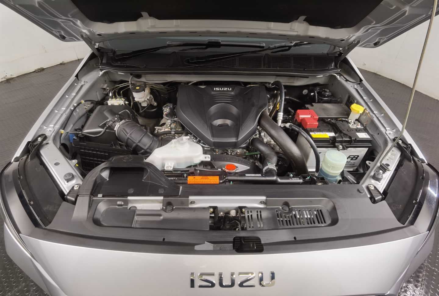 ISUZU MU-X 3.0D LSE 4X4 A/T image 5
