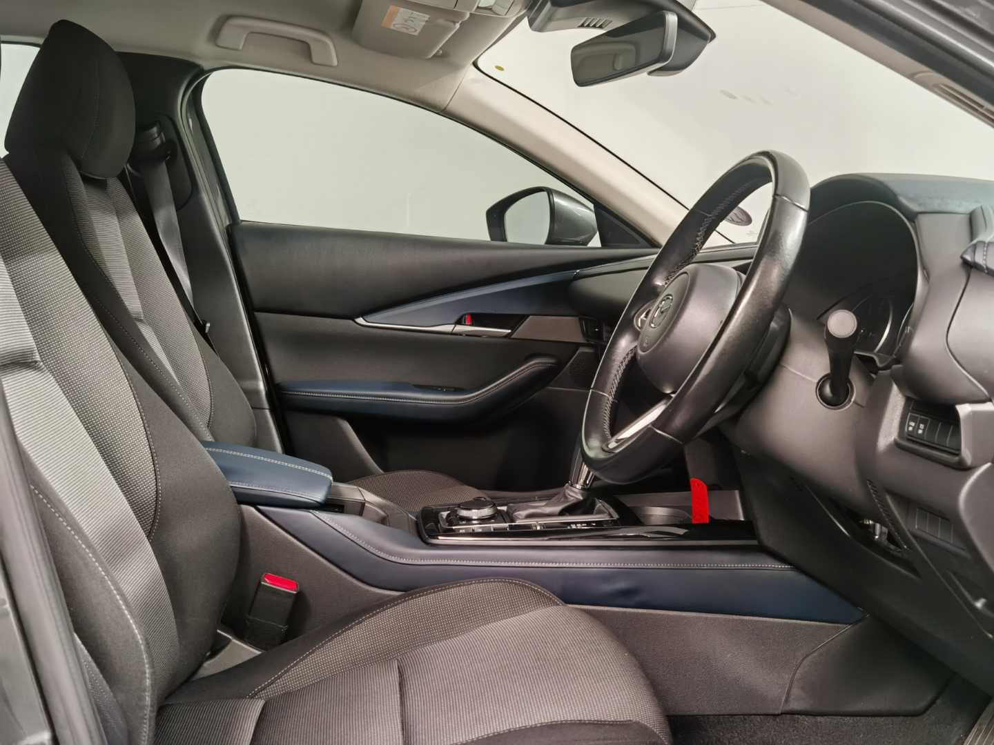 MAZDA CX-30 2.0 ACTIVE A/T image 14