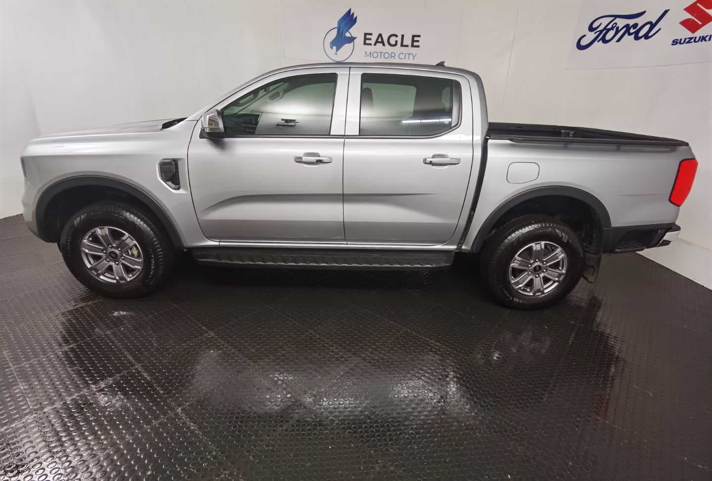 FORD RANGER 2.0D XL A/T D/C P/U image 10