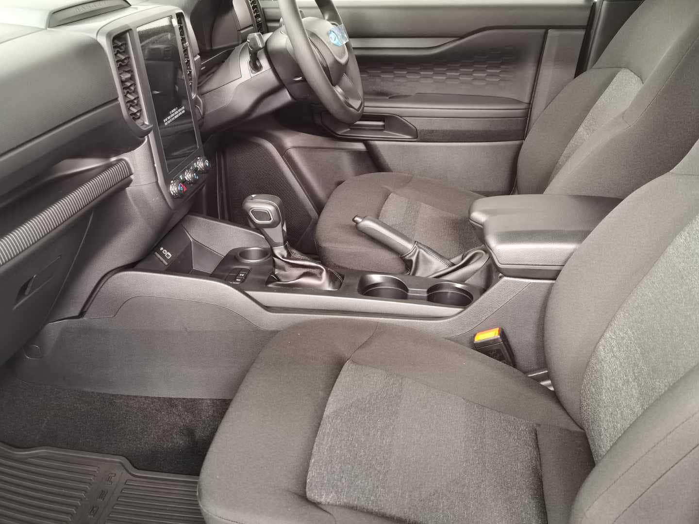 FORD RANGER 2.0D XL HR A/T S/C P/U image 13