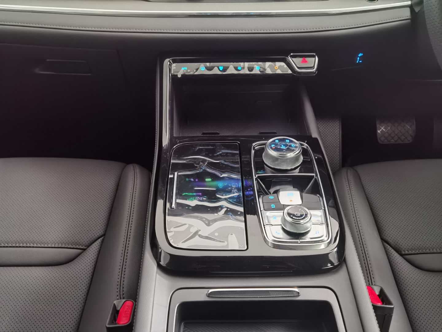 FORD TERRITORY TREND 1.8L ECOBOOST A/T image 12