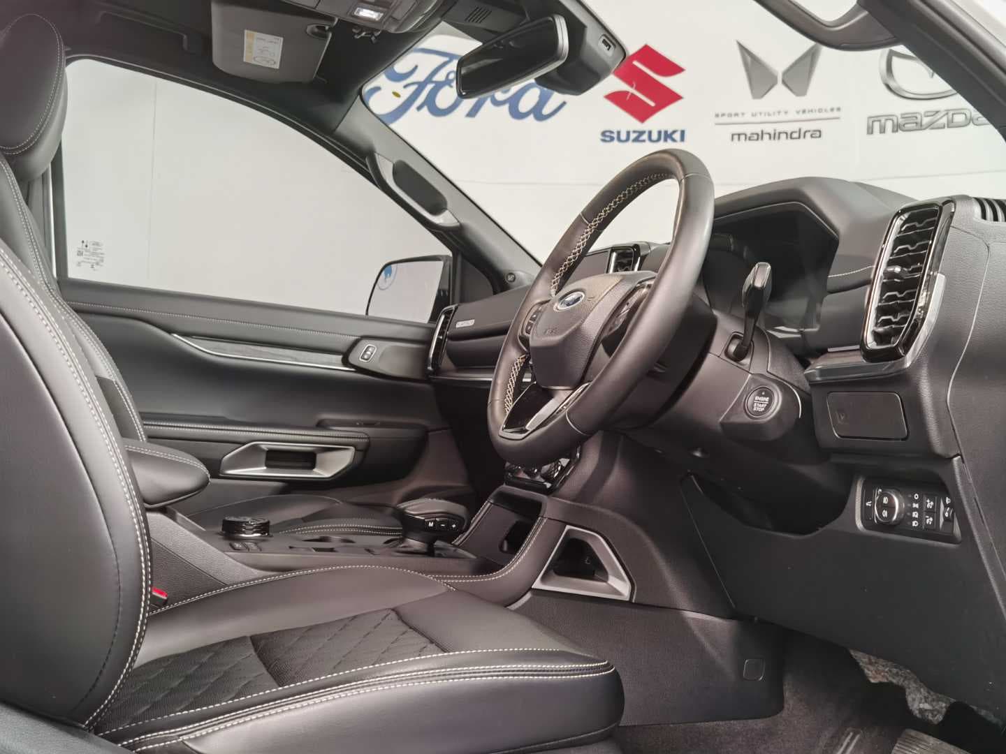 FORD EVEREST 3.0D V6 PLATINUM AWD A/T image 21