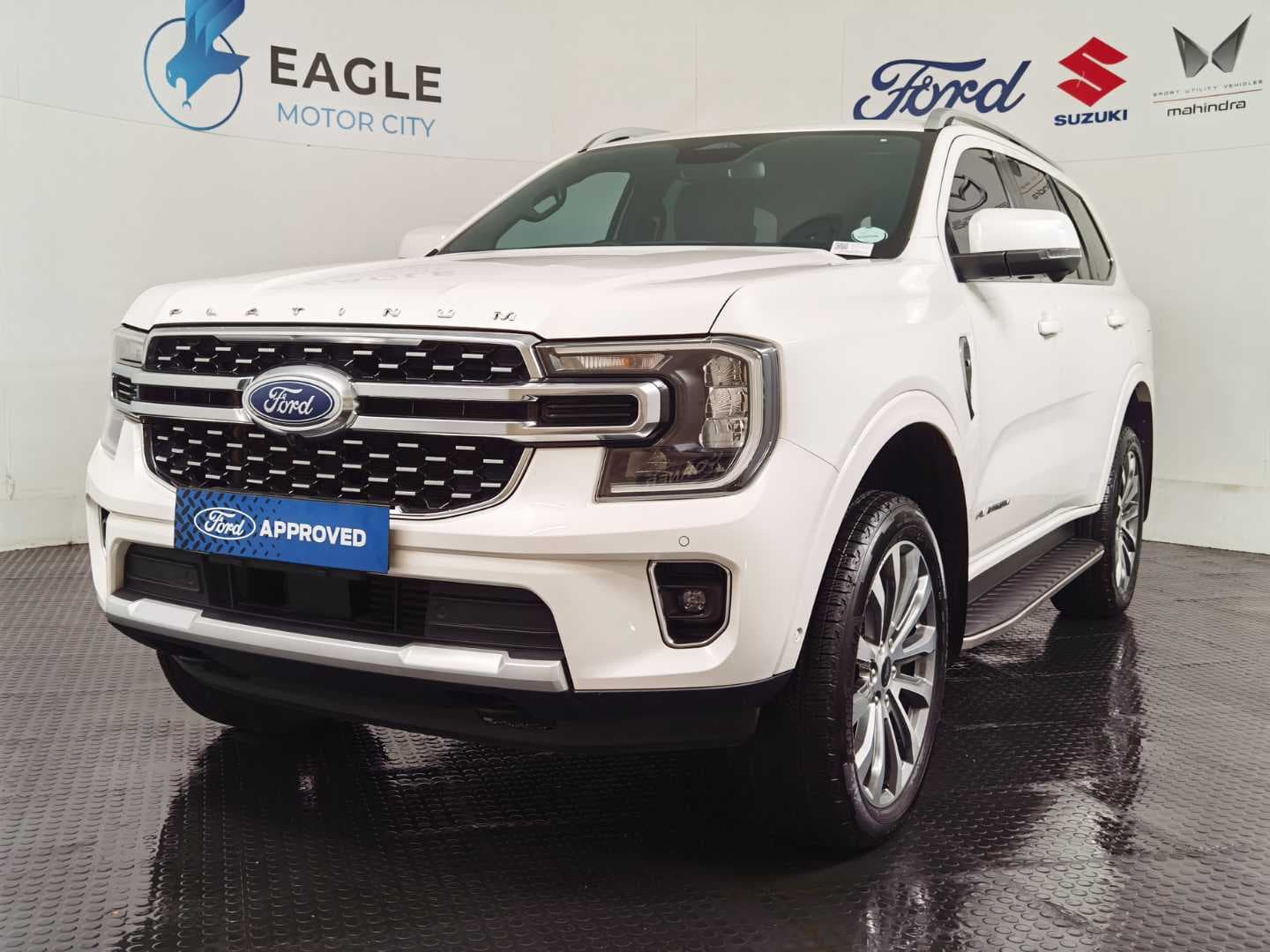 FORD EVEREST 3.0D V6 PLATINUM AWD A/T image 3
