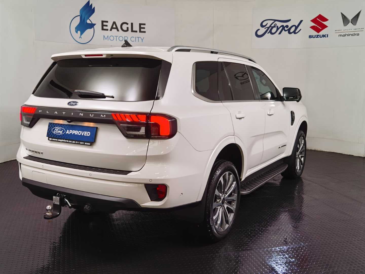 FORD EVEREST 3.0D V6 PLATINUM AWD A/T image 8