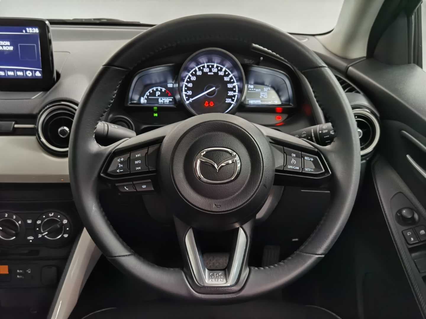Mazda 2 1.5 DYNAMIC A/T 5DR image 14