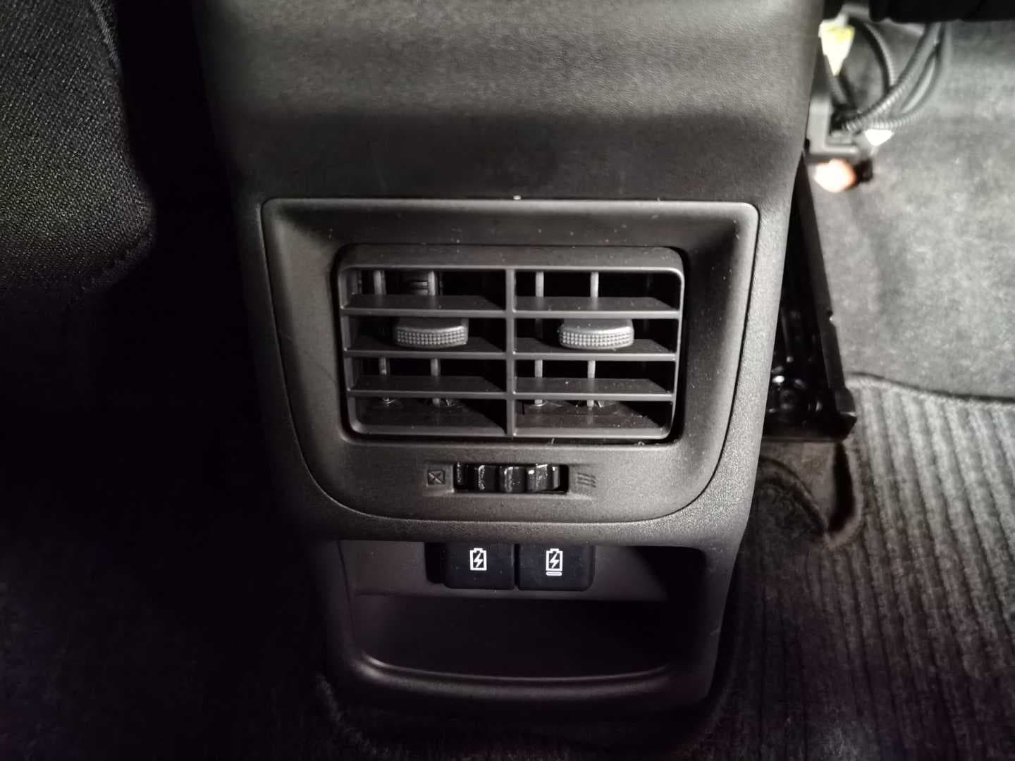 SUZUKI FRONX 1.5 GLX A/T image 15