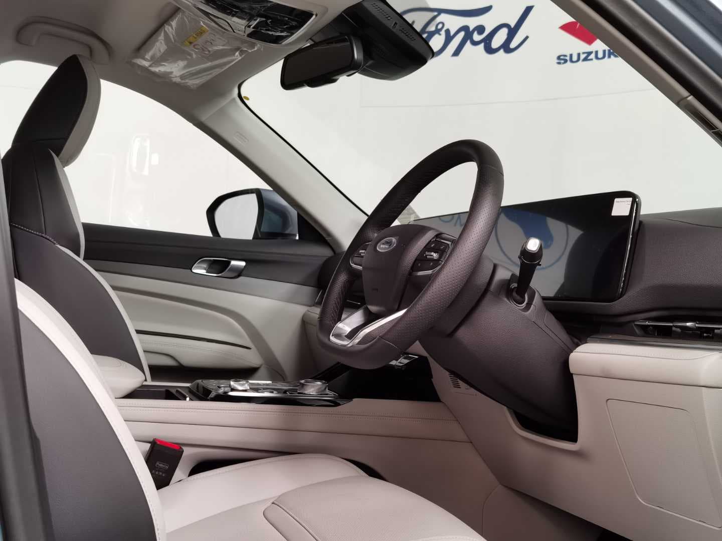 FORD TERRITORY TREND 1.8L ECOBOOST A/T image 14