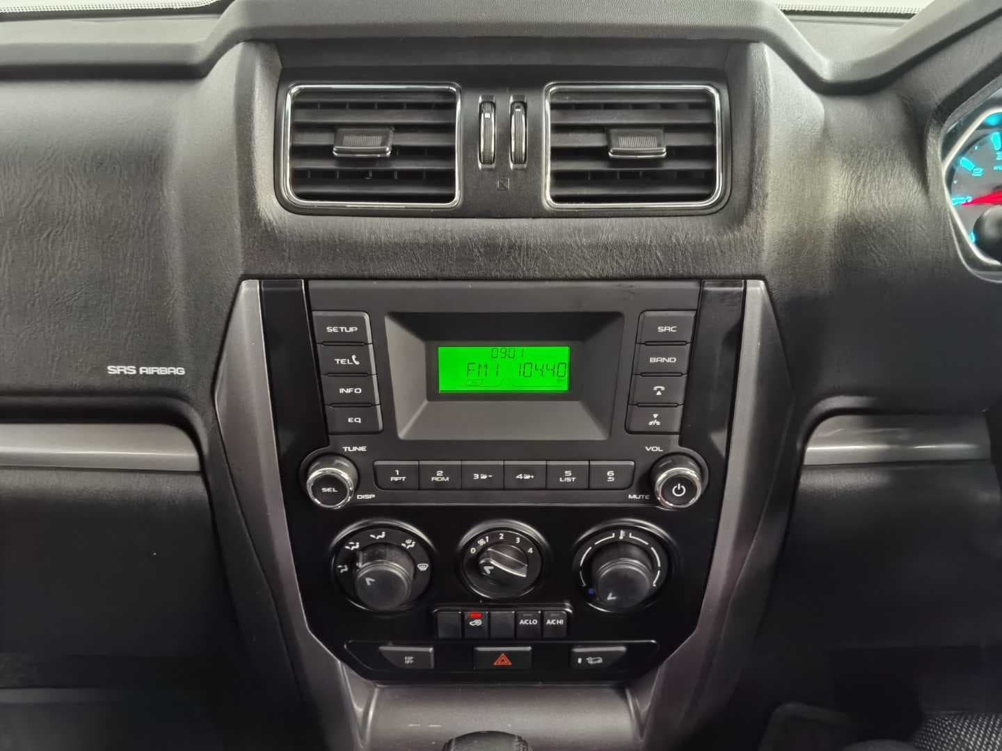MAHINDRA PIK UP 2.2 mHAWK S6 4X4 P/U D/C image 12