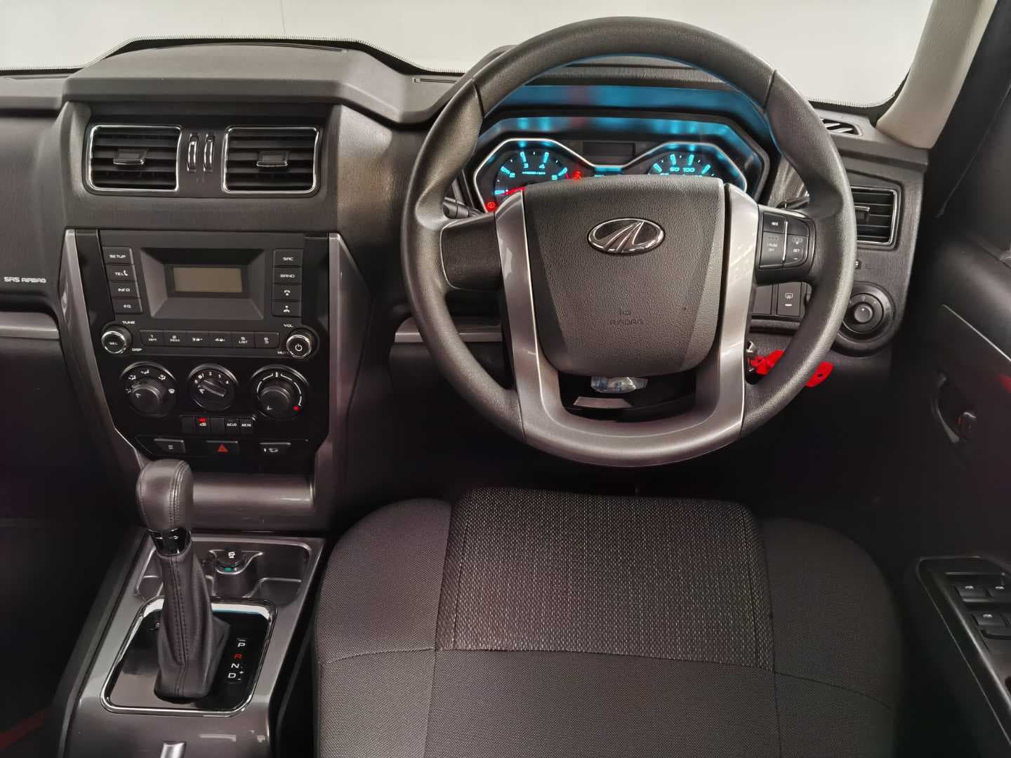 MAHINDRA PIK UP 2.2 mHAWK S6 REFRESH 4X4 A/T P/U D/C image 19