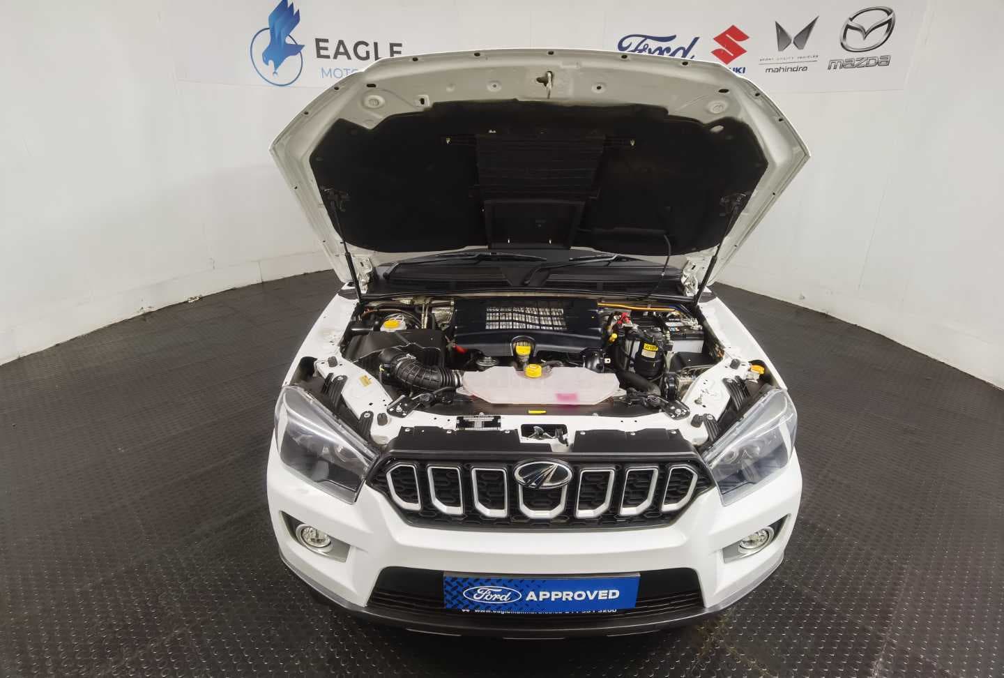 MAHINDRA PIK UP 2.2 mHAWK S6 REFRESH 4X4 A/T P/U D/C image 5