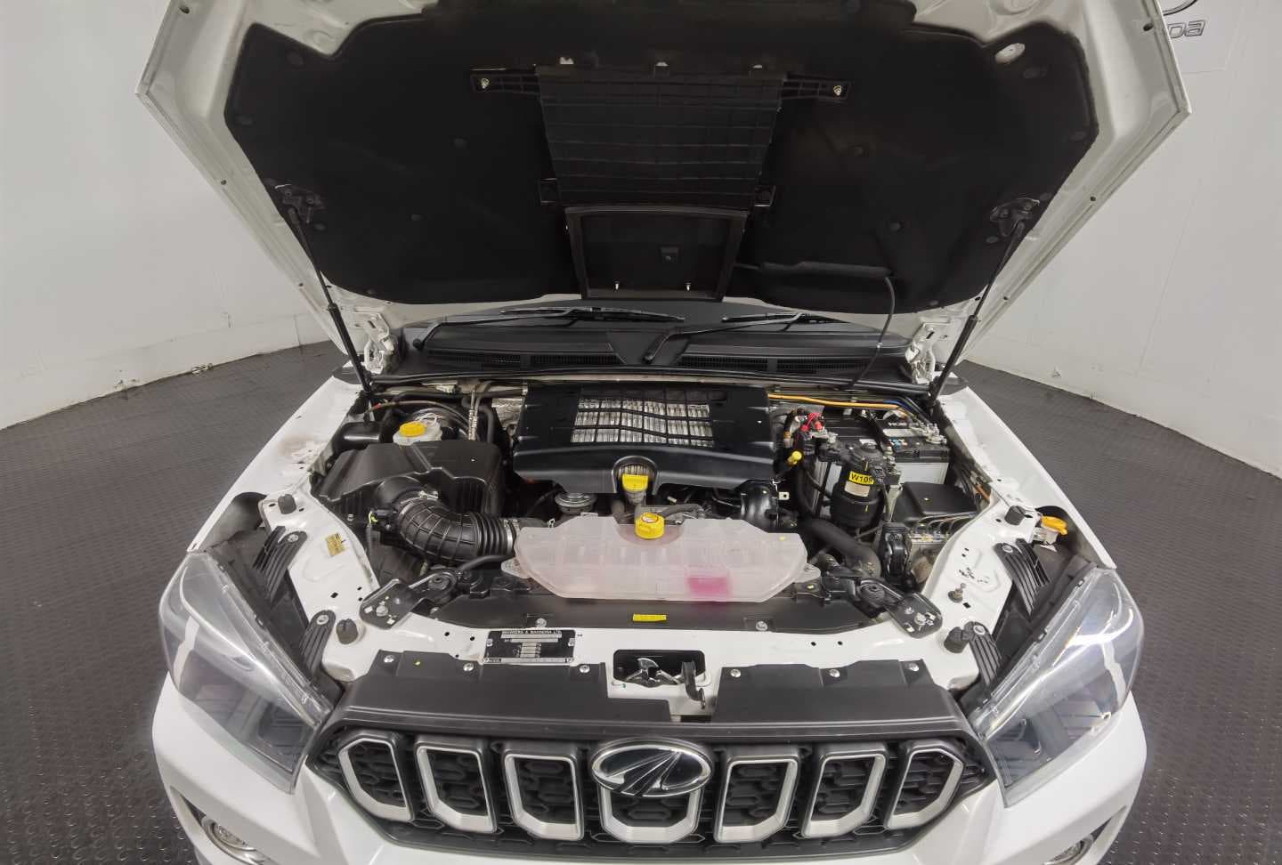 MAHINDRA PIK UP 2.2 mHAWK S6 REFRESH 4X4 A/T P/U D/C image 4