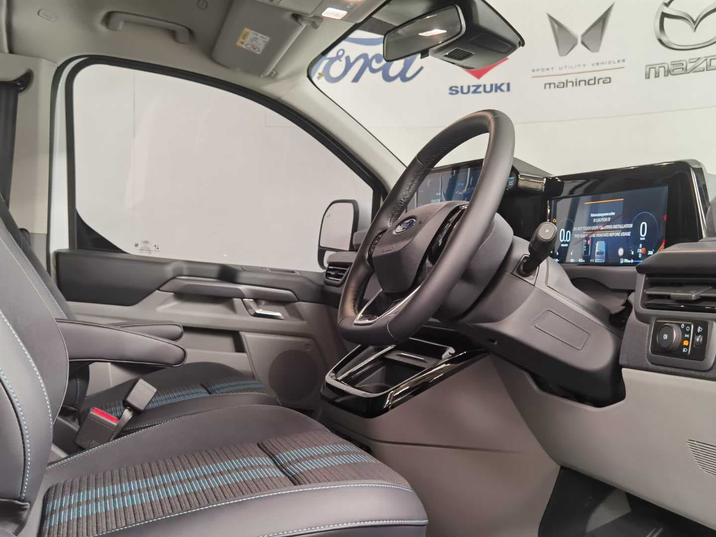 FORD TOURNEO CUSTOM 2.0D SPORT A/T image 21