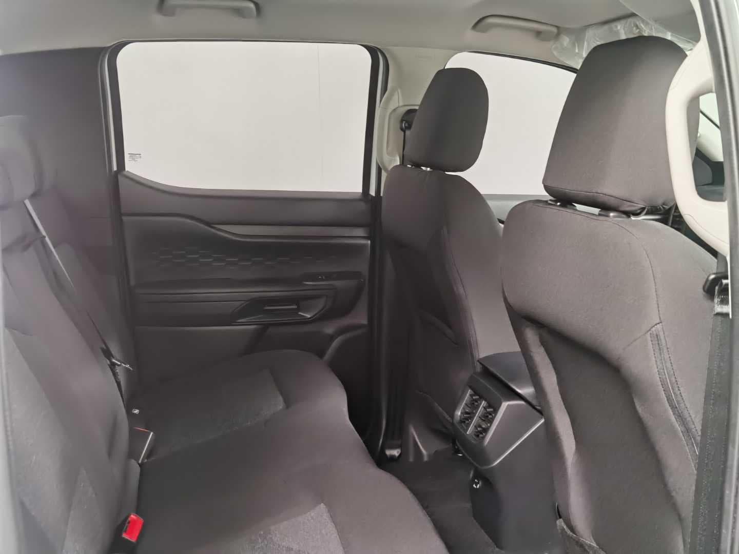 FORD RANGER 2.0D SIT XL 4X4 A/T D/C P/U image 20