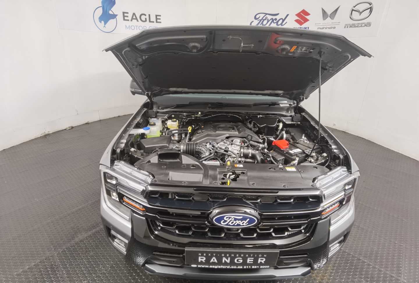 FORD RANGER 3.0D V6 WILDTRAK A/T 4X4 D/C P/U image 4