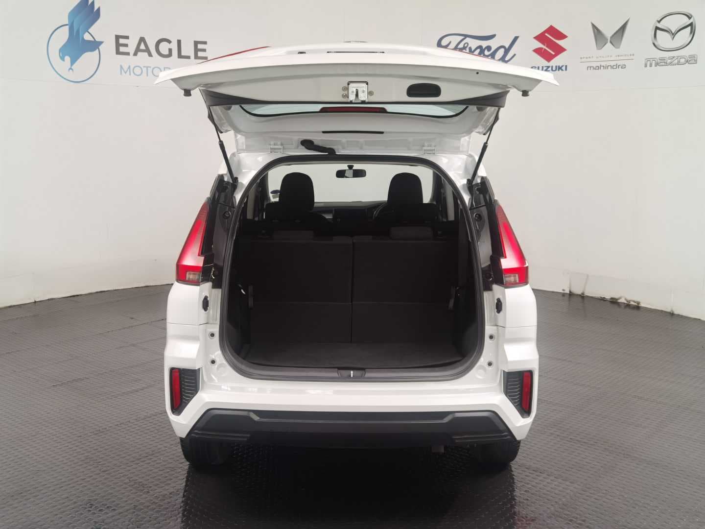 MITSUBISHI XPANDER 1.5 A/T image 5