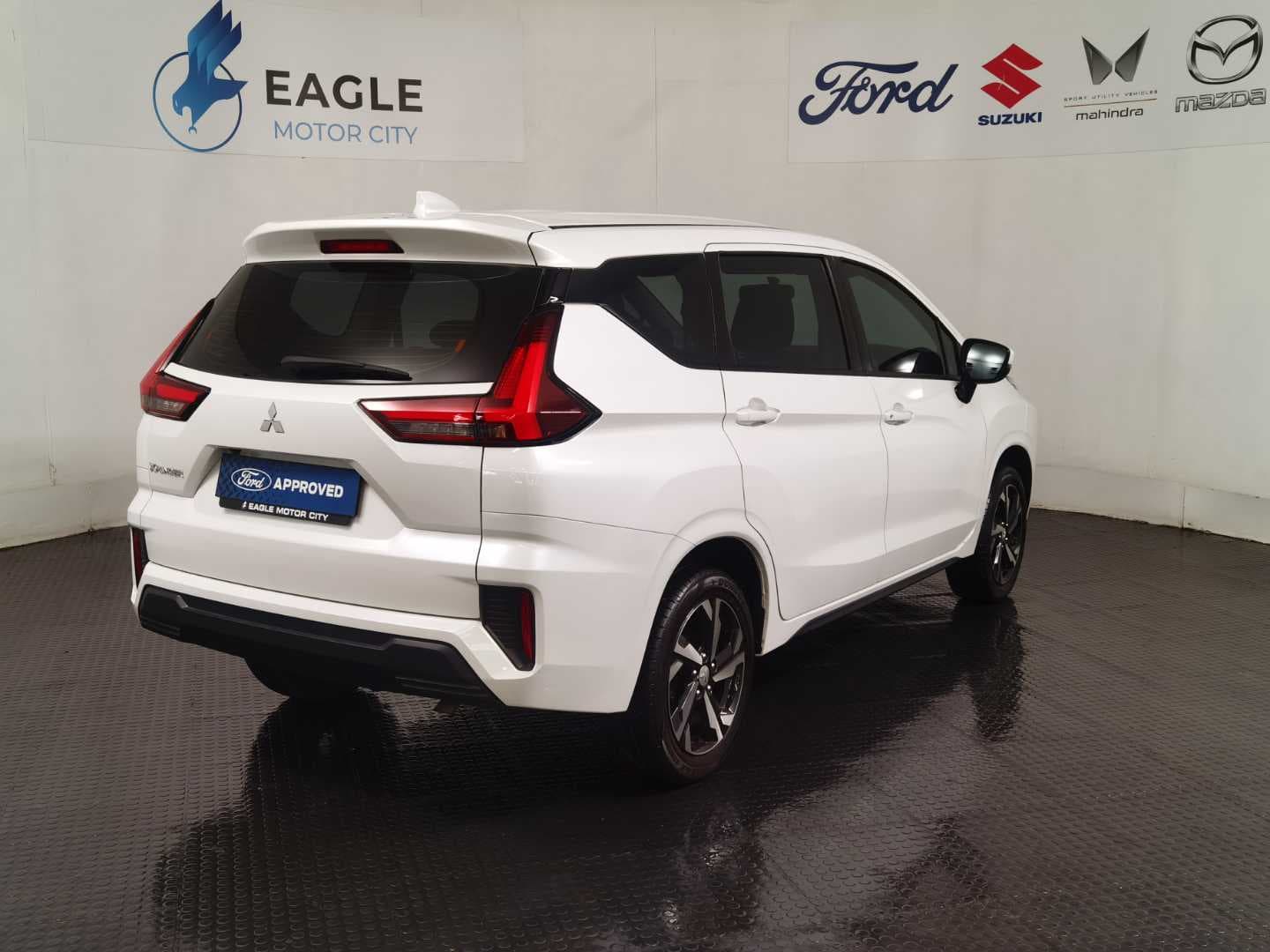 MITSUBISHI XPANDER 1.5 A/T image 8