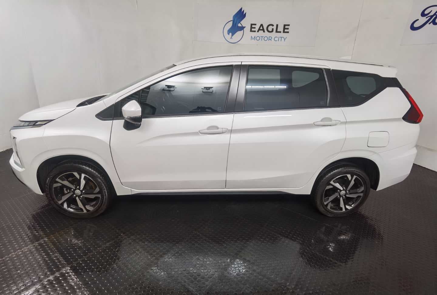 MITSUBISHI XPANDER 1.5 A/T image 10