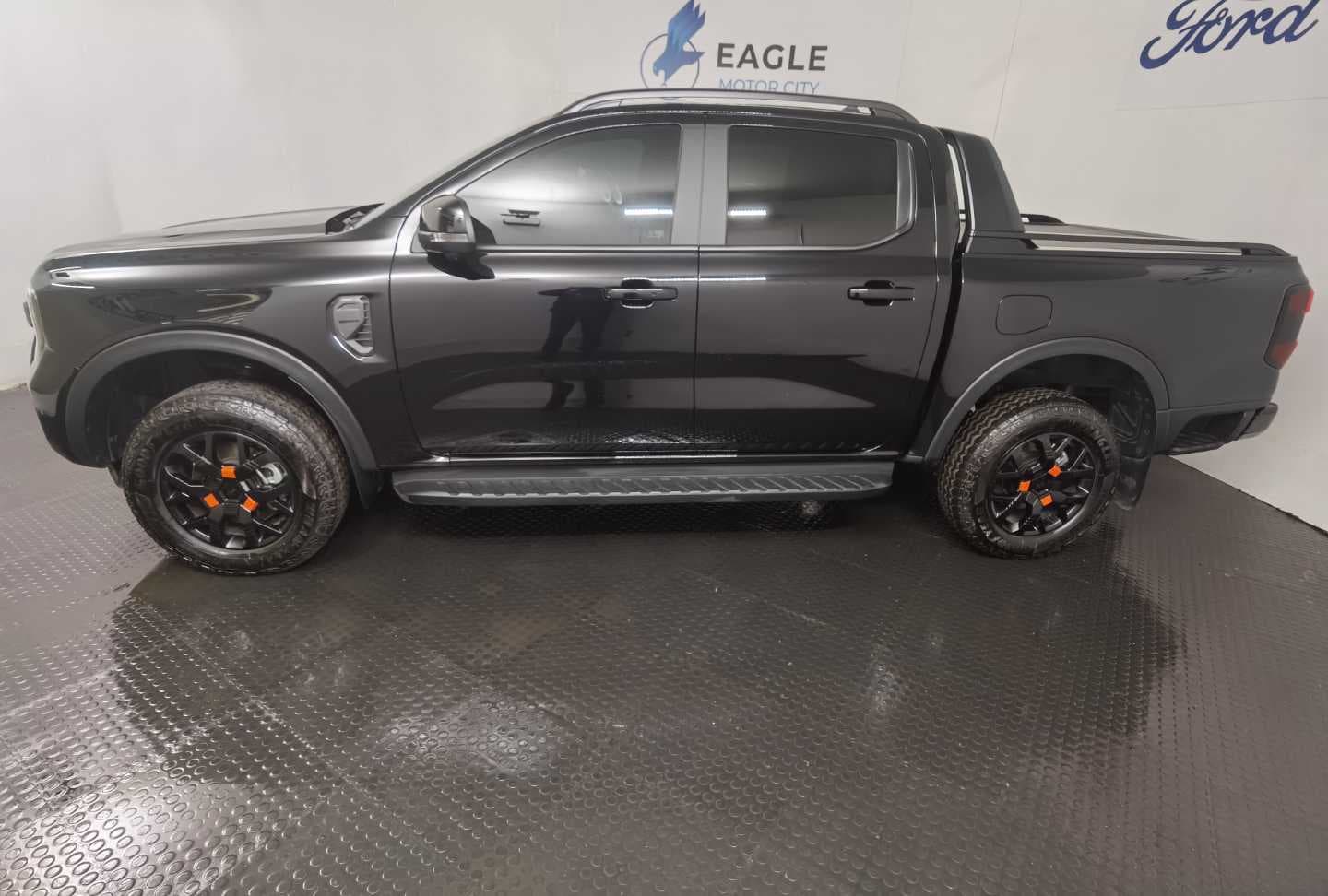 FORD RANGER 2.3 WILDTRAK A/T D/C P/U image 4