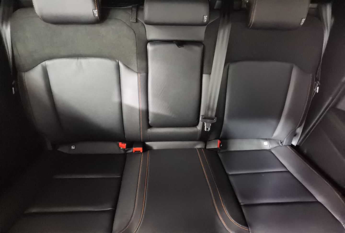 FORD RANGER 3.0D V6 WILDTRAK A/T 4X4 D/C P/U image 21