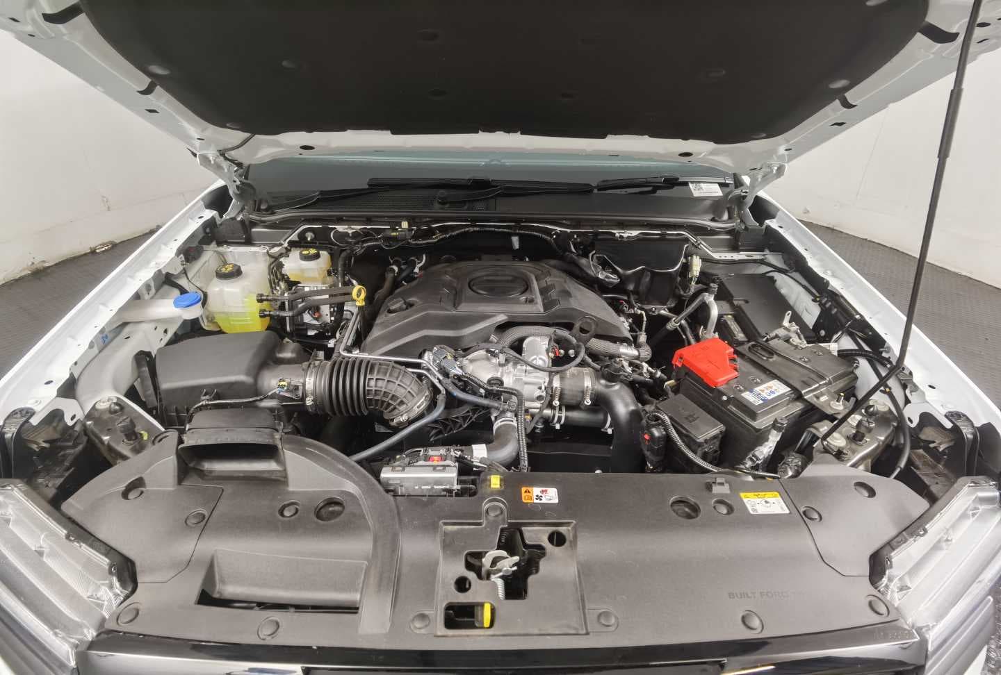 FORD RANGER 3.0D V6 WILDTRAK A/T 4X4 D/C P/U image 5