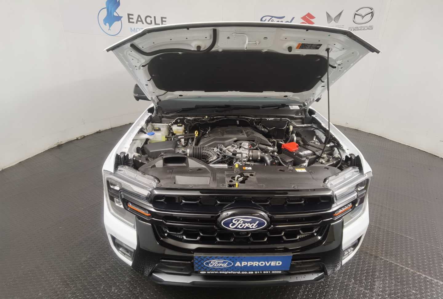 FORD RANGER 3.0D V6 WILDTRAK A/T 4X4 D/C P/U image 4