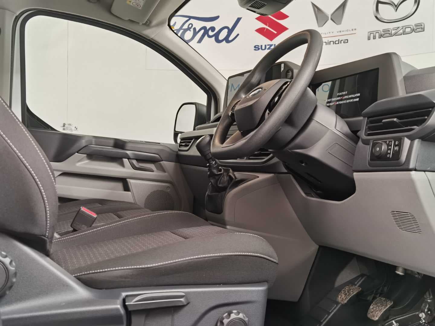 FORD TRANSIT CUSTOM 2.0TDCI LWB BASE F/C P/V image 16