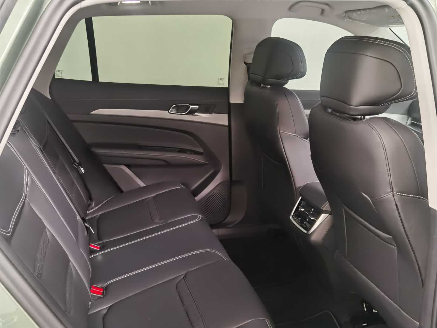 FORD TERRITORY TREND 1.8L ECOBOOST A/T image 21