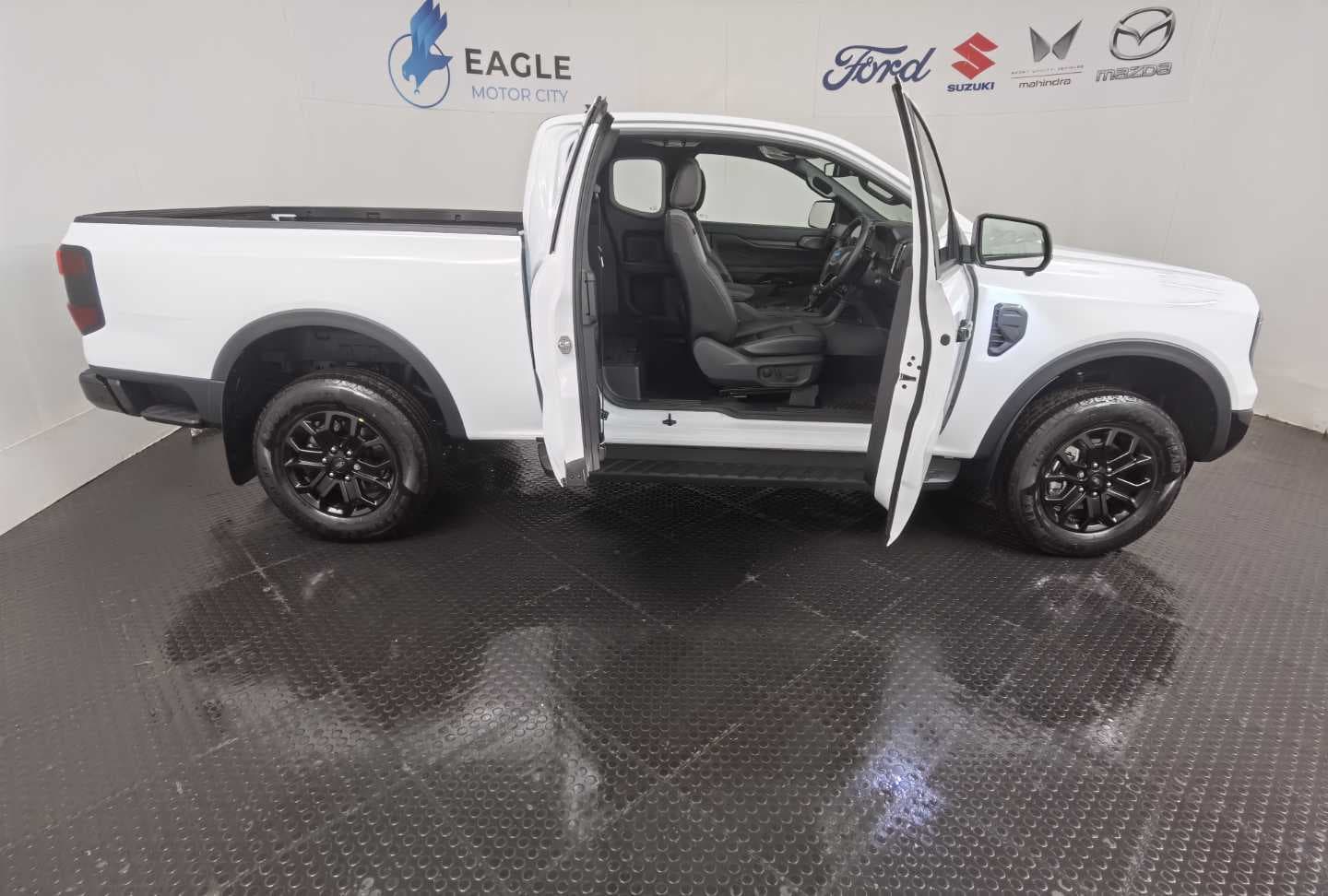FORD RANGER 2.3 SPORT A/T SUPER CAB P/U image 12