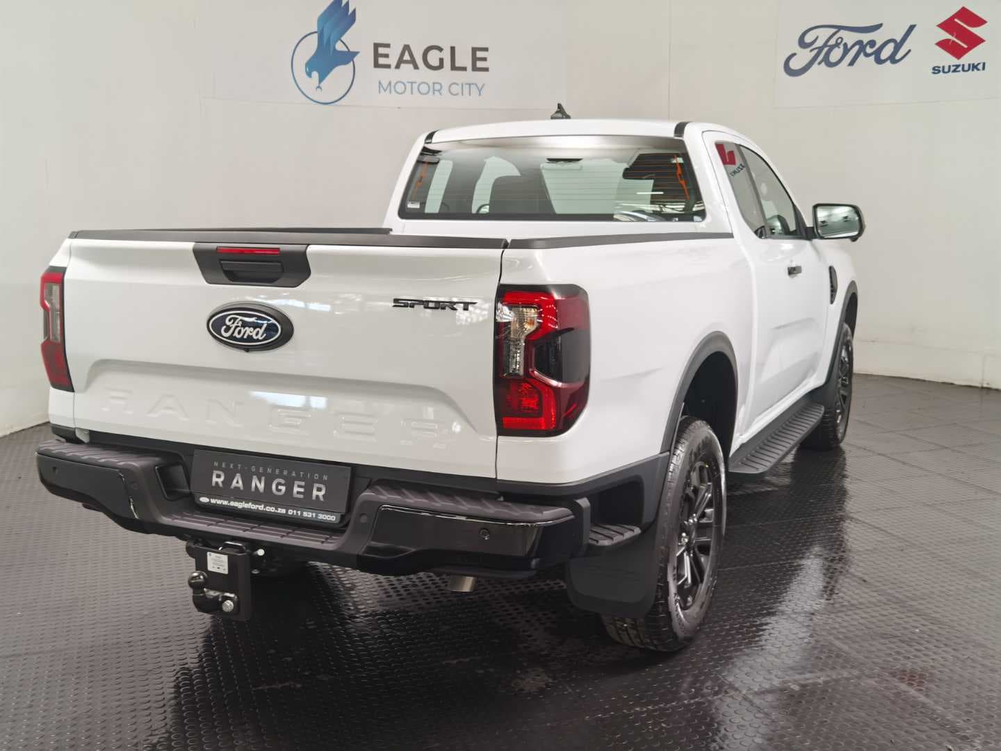 FORD RANGER 2.3 SPORT A/T SUPER CAB P/U image 9
