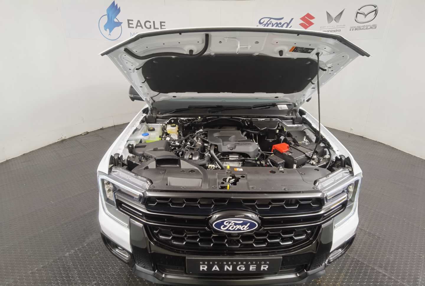FORD RANGER 2.3 SPORT A/T SUPER CAB P/U image 4