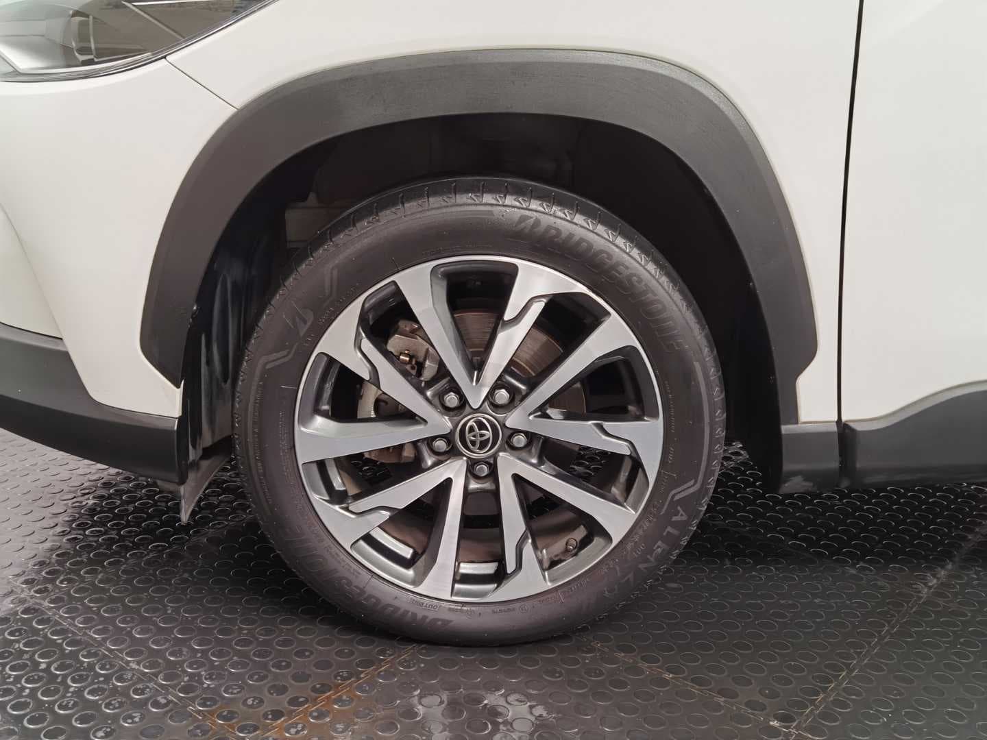 TOYOTA COROLLA CROSS 1.8 XR image 8