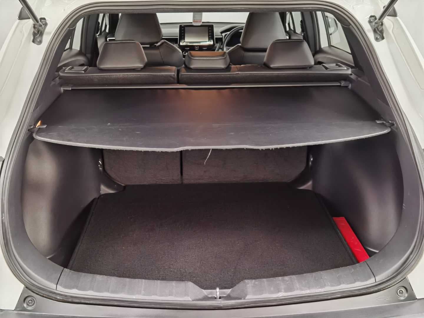 TOYOTA COROLLA CROSS 1.8 XR image 7