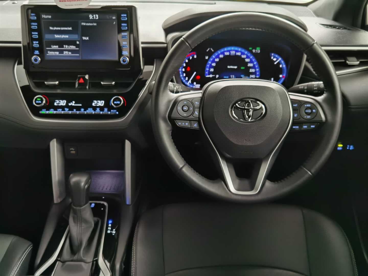 TOYOTA COROLLA CROSS 1.8 XR image 13