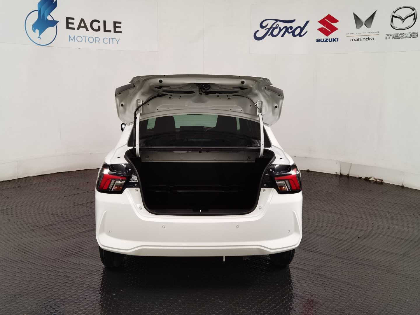 SUZUKI DZIRE 1.2 GA image 7