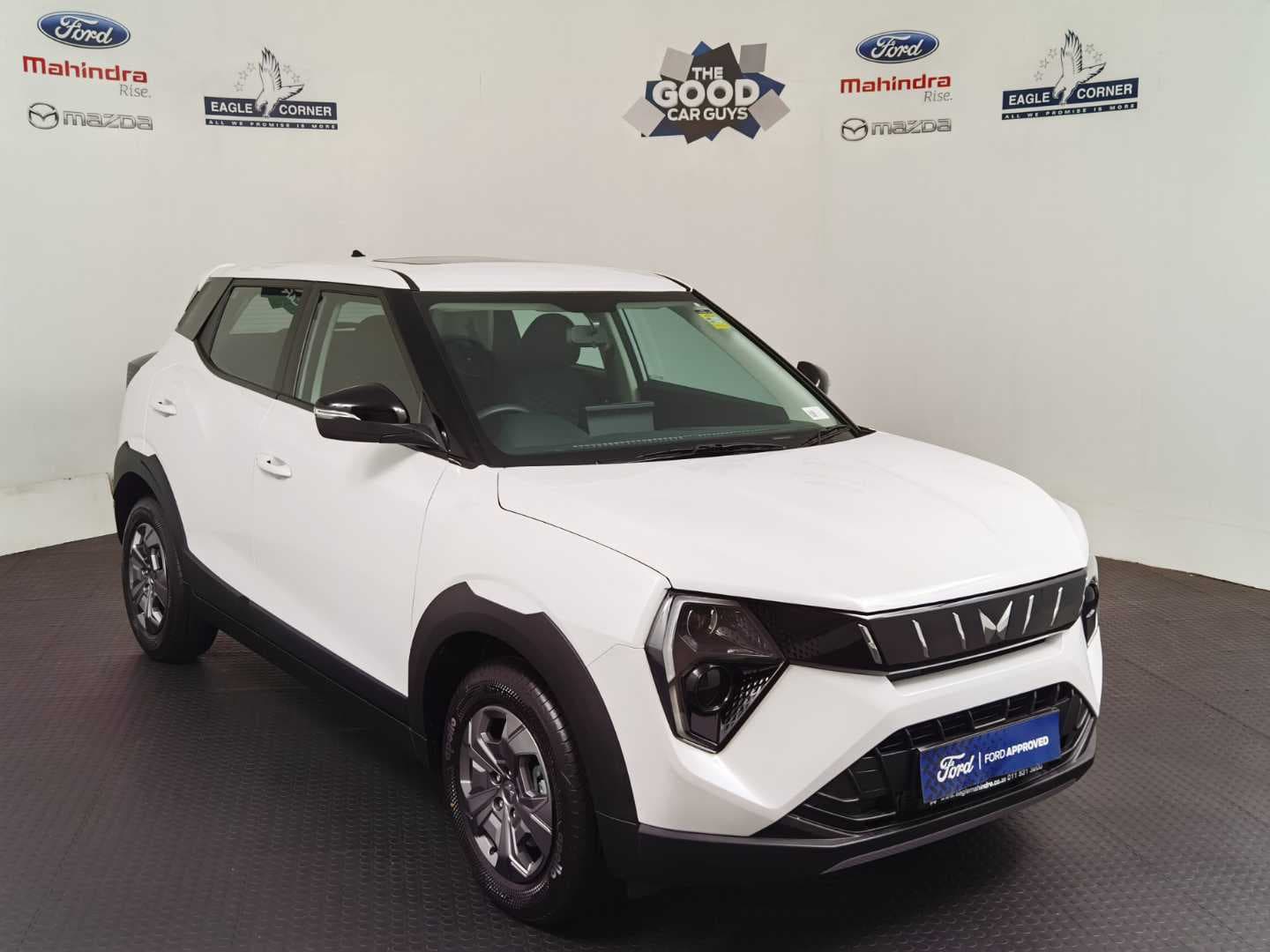 MAHINDRA XUV3XO 1.2T MX3 A/T