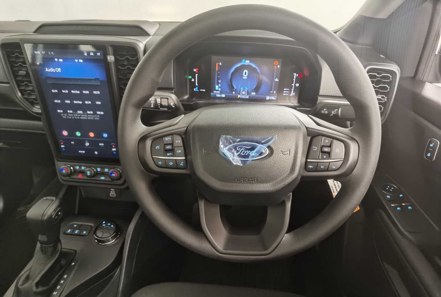 FORD RANGER 2.0D SIT XL 4X4 A/T S/C P/U image 17