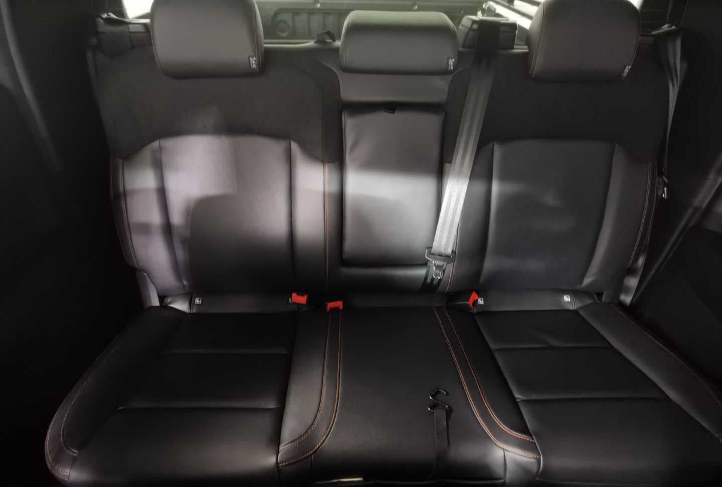 FORD RANGER 2.3 WILDTRAK A/T D/C P/U image 21