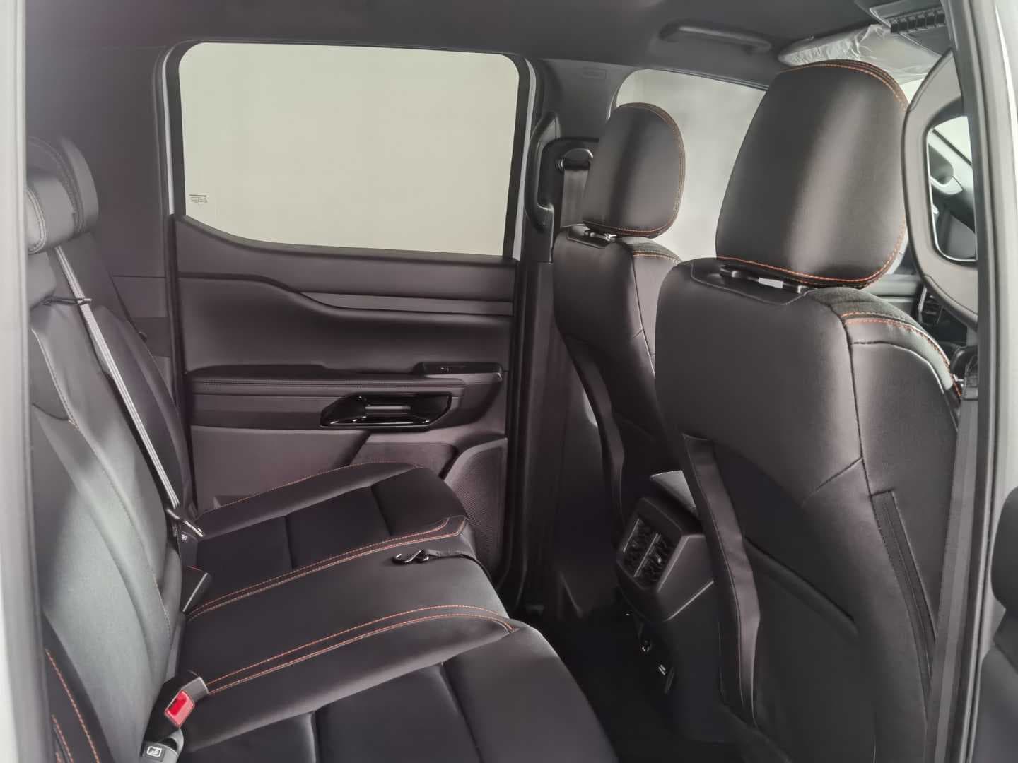 FORD RANGER 2.3 WILDTRAK A/T D/C P/U image 20