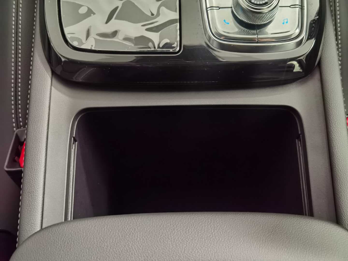 FORD TERRITORY TREND 1.8L ECOBOOST A/T image 15