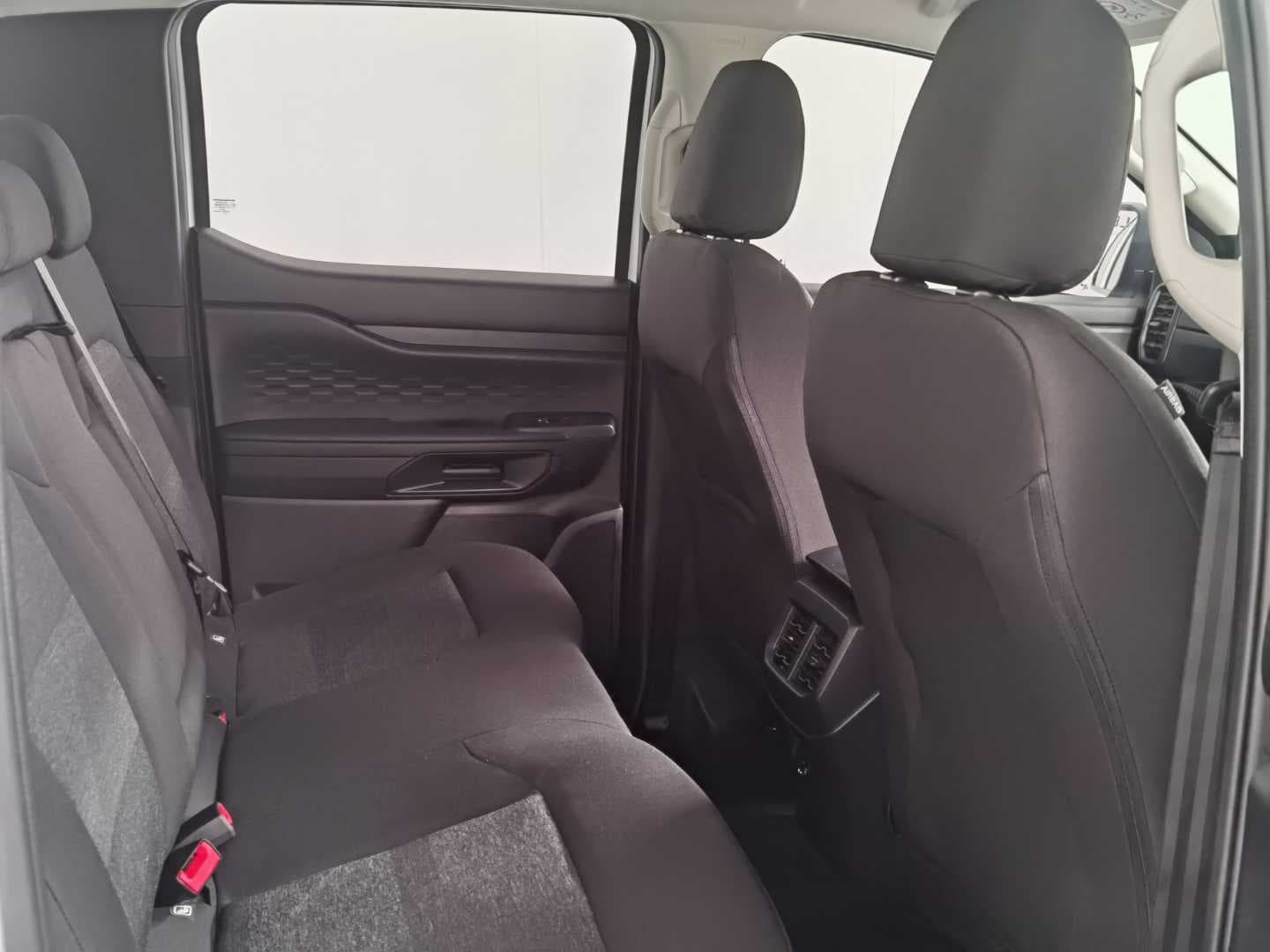 FORD RANGER 2.0D SIT XL A/T D/C P/U image 21