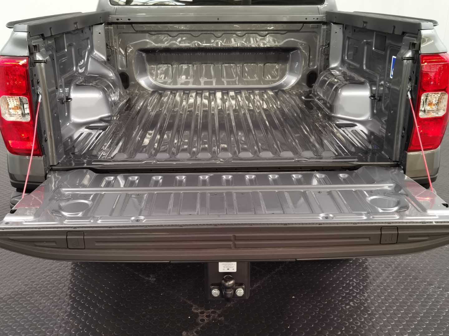 FORD RANGER 2.0D SIT XL A/T D/C P/U image 6