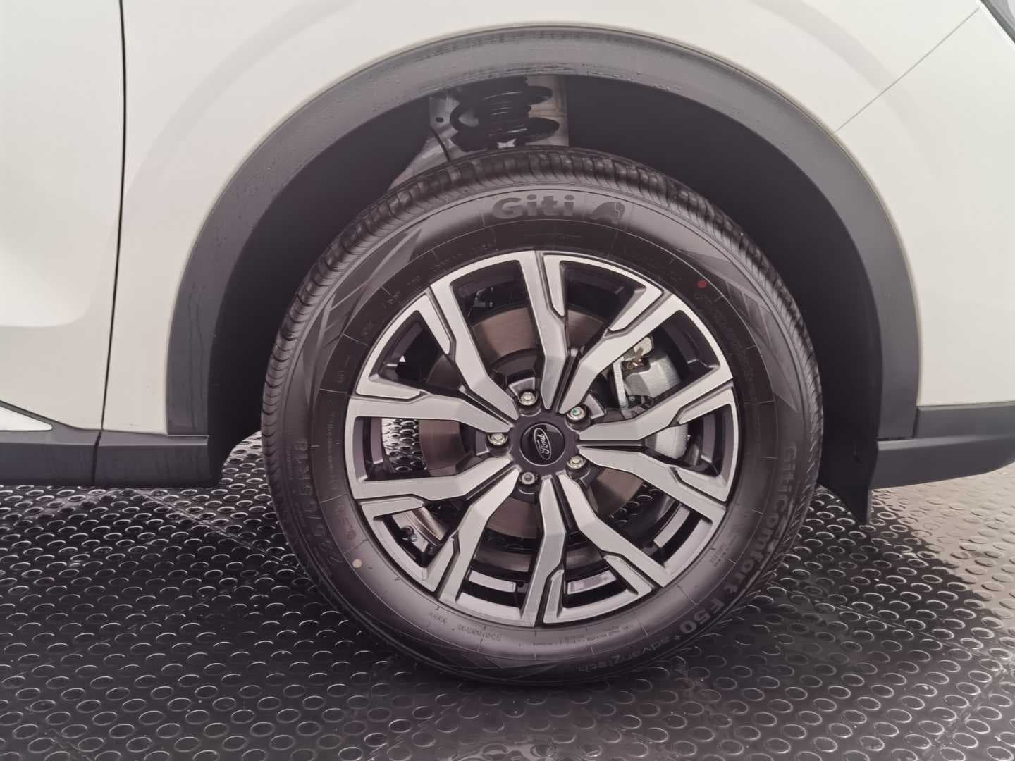 FORD TERRITORY TREND 1.8L ECOBOOST A/T image 13