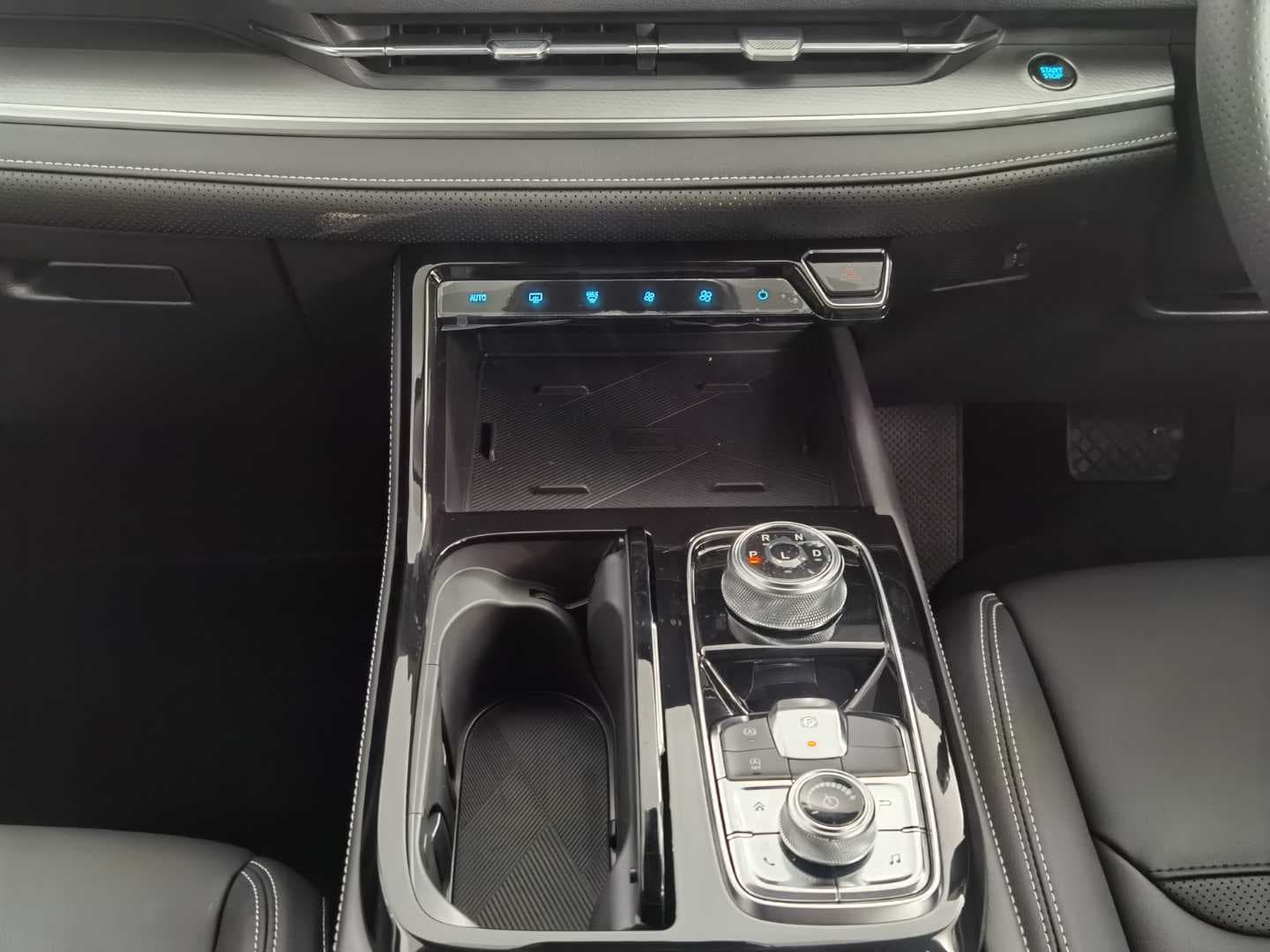 FORD TERRITORY TREND 1.8L ECOBOOST A/T image 13